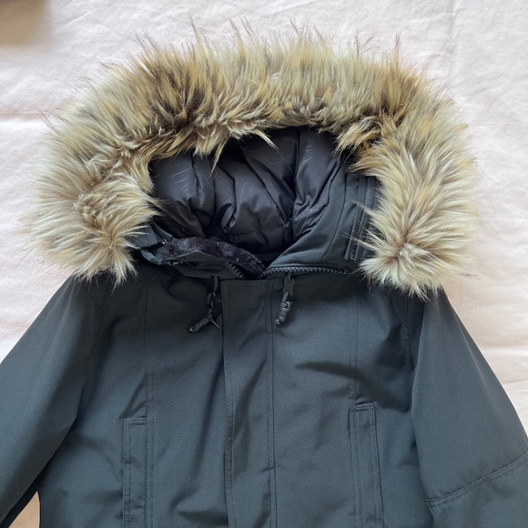 ARITZIA TNA Black Parka with Fur Trim - Picture 10 of 16